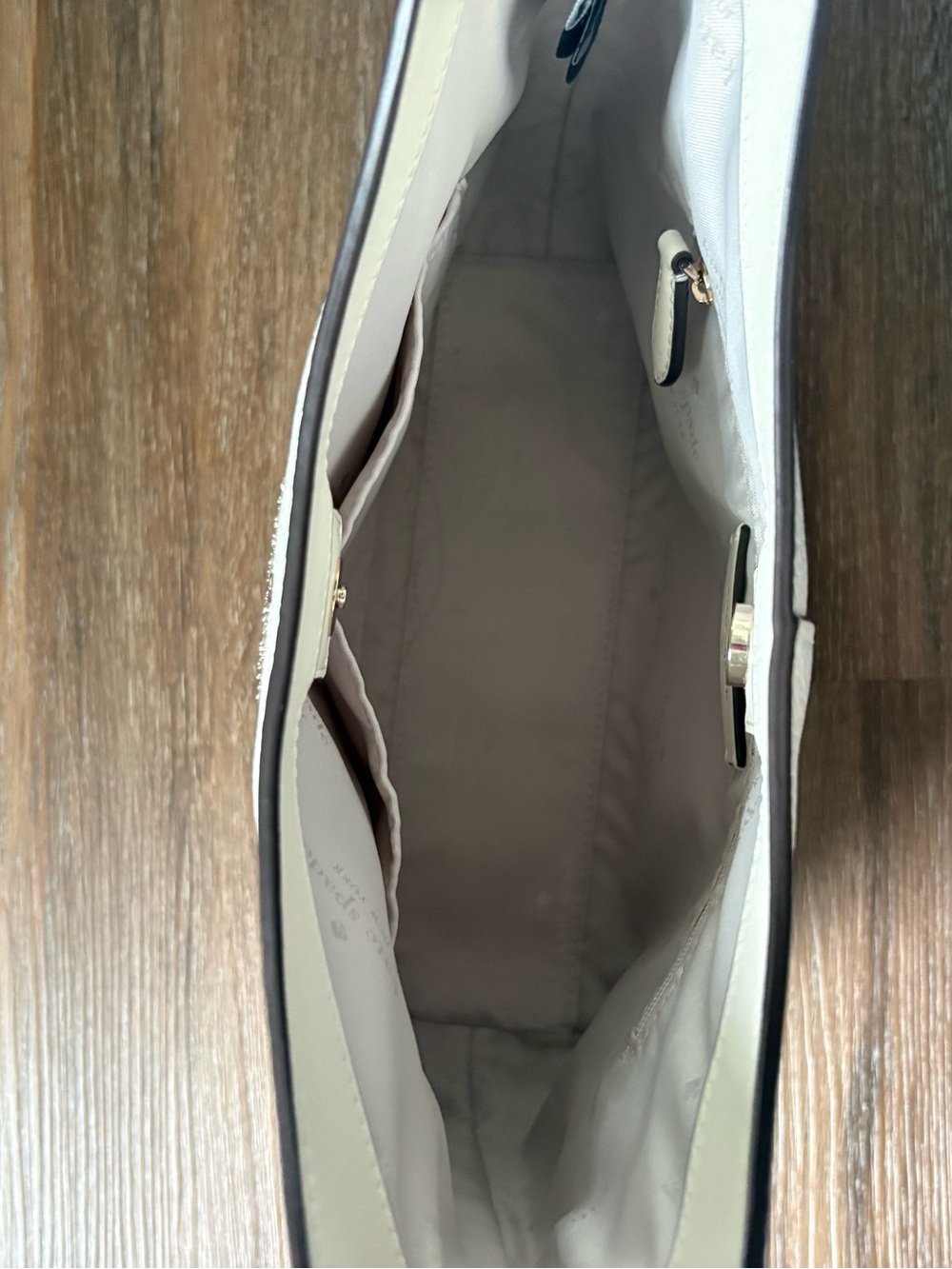 Kate Spade purse - Picture 4 of 5